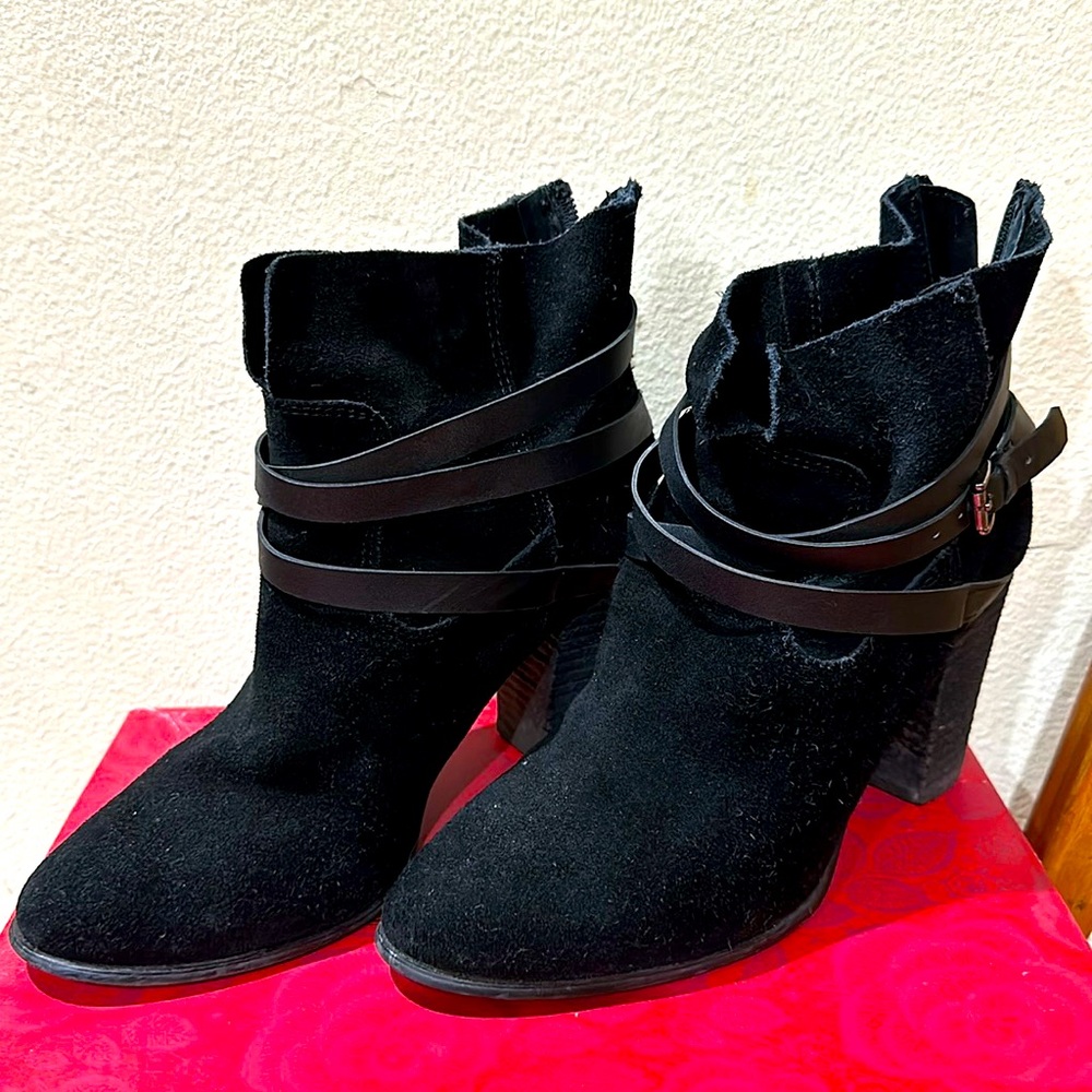 Carlos Santana black suede booties. Size 7